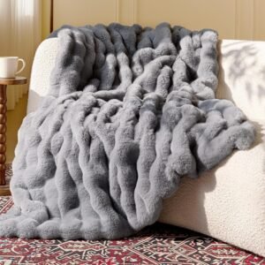 Ultra Soft Faux Fur Throw Blanket Light Grey